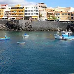 アパート Abrigos Sea-port View *
